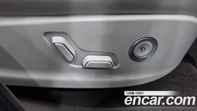 Genesis GV80 2.5T Gasoline AWD 2023 — фото 32