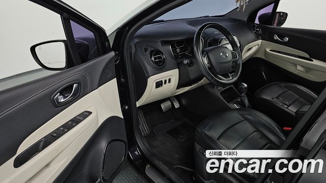 Renault Korea QM3 RE Signature 2019 — фото 10