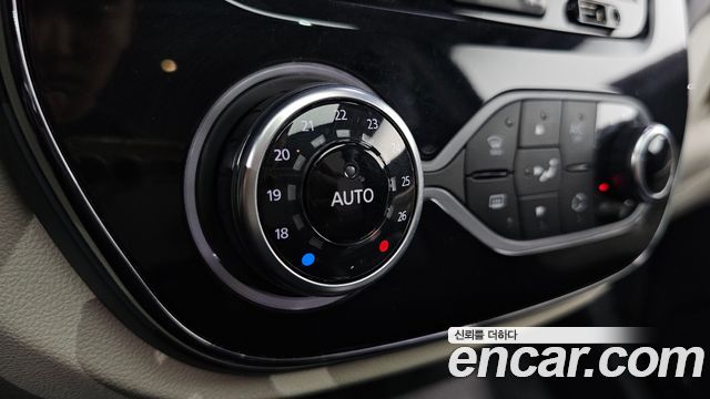 Renault Korea QM3 RE Signature 2019 — фото 27
