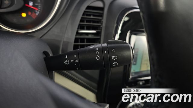 Renault Korea QM3 RE Signature 2019 — фото 30