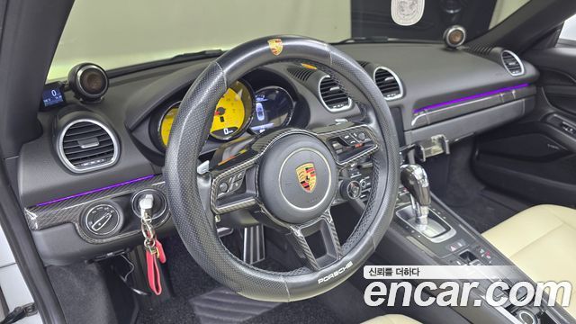 Porsche 718 Boxster 2.0 2017 — фото 17