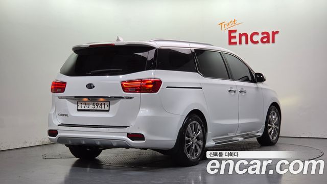 Kia Carnival Gasoline 9-Seater Noblesse Special 2019 — фото 2