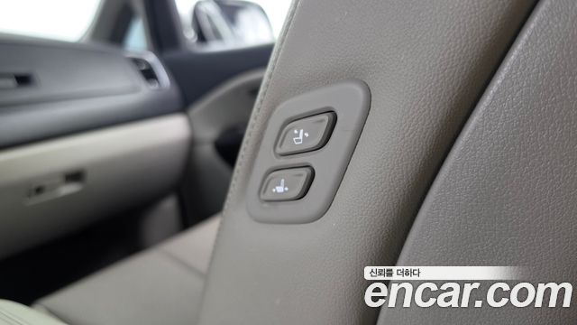 Kia Carnival Gasoline 9-Seater Noblesse Special 2019 — фото 18