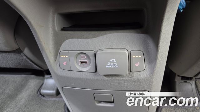 Kia Carnival Gasoline 9-Seater Noblesse Special 2019 — фото 19