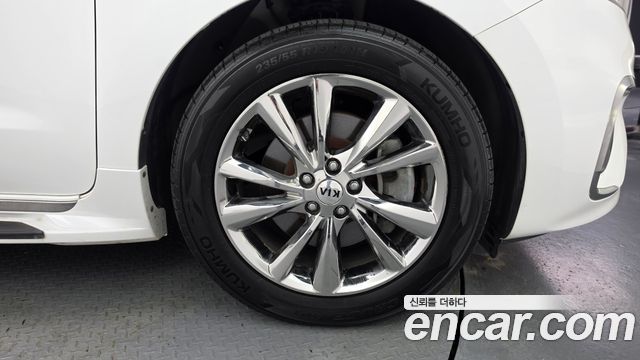 Kia Carnival Gasoline 9-Seater Noblesse Special 2019 — фото 21