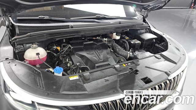 Kia Carnival (IV) Gasoline 9-Seater Prestige 2023 — фото 6