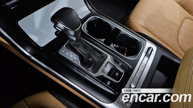 Kia Carnival (IV) Gasoline 9-Seater Prestige 2023 — фото 9