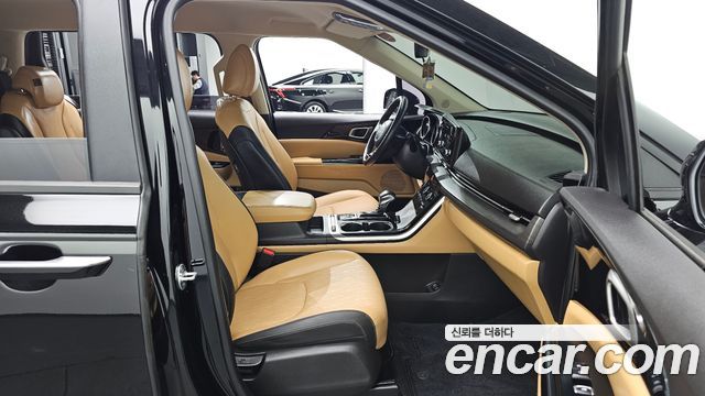 Kia Carnival (IV) Gasoline 9-Seater Prestige 2023 — фото 10