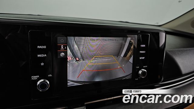 Kia Carnival (IV) Gasoline 9-Seater Prestige 2023 — фото 16