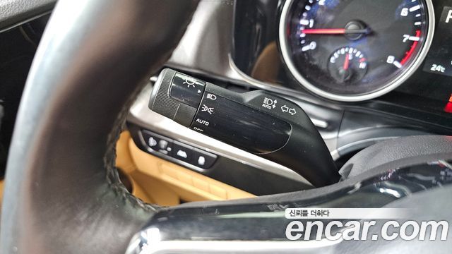 Kia Carnival (IV) Gasoline 9-Seater Prestige 2023 — фото 20