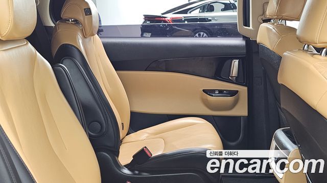 Kia Carnival (IV) Gasoline 9-Seater Prestige 2023 — фото 25