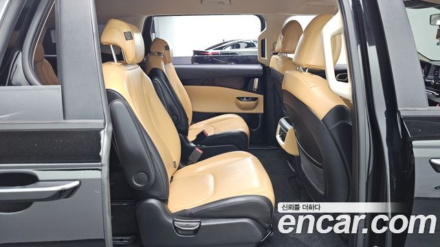 Kia Carnival (IV) Gasoline 9-Seater Prestige 2023 — фото 26