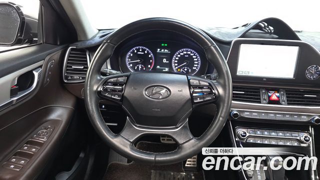 Hyundai Grandeur (IG) 3.0 Exclusive Special 2018 — фото 13