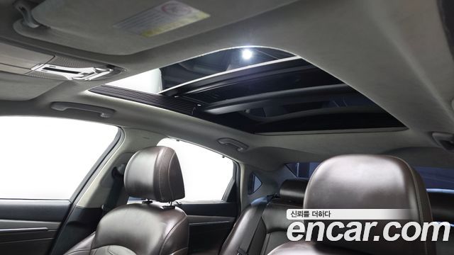 Hyundai Grandeur (IG) 3.0 Exclusive Special 2018 — фото 16