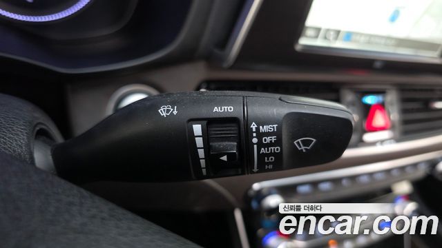 Hyundai Grandeur (IG) 3.0 Exclusive Special 2018 — фото 31