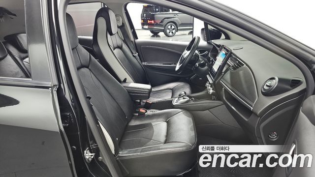 Renault Korea Zoe Intens 2021 — фото 10