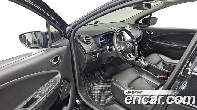 Renault Korea Zoe Intens 2021 — фото 11