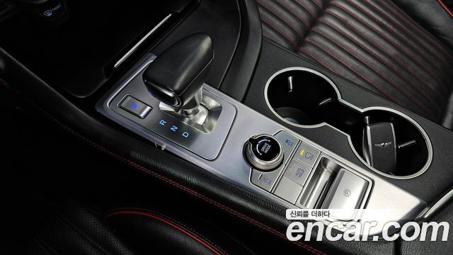 Genesis G70 3.3T Sport AWD Advanced 2018 — фото 9
