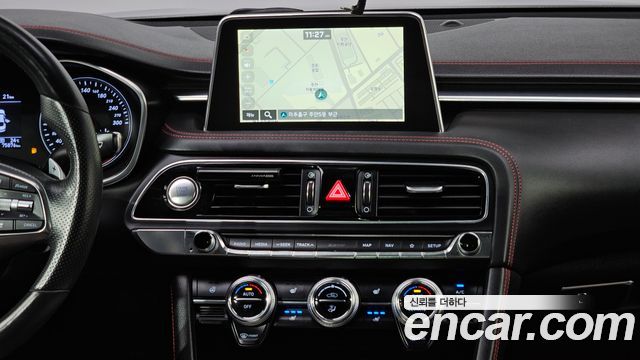 Genesis G70 3.3T Sport AWD Advanced 2018 — фото 14