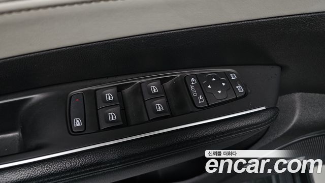 Renault Korea SM6 2.0 GDe Premiere 2020 — фото 32