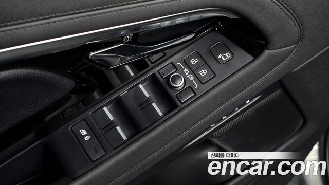 Land Rover Range Rover Evoque (II) P250 R-Dynamic SE 2021 — фото 28