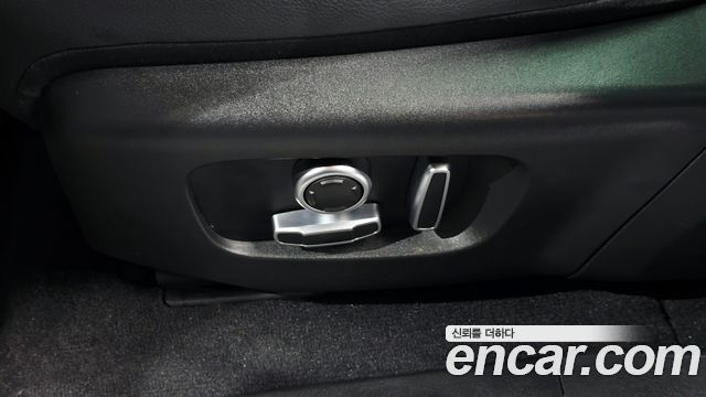 Land Rover Range Rover Evoque (II) P250 R-Dynamic SE 2021 — фото 33