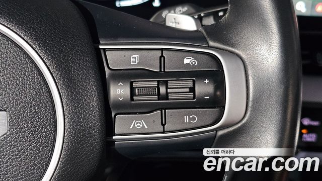 Kia Sportage (V) Diesel 2.0 2WD Nobleless Gravity 2023 — фото 14
