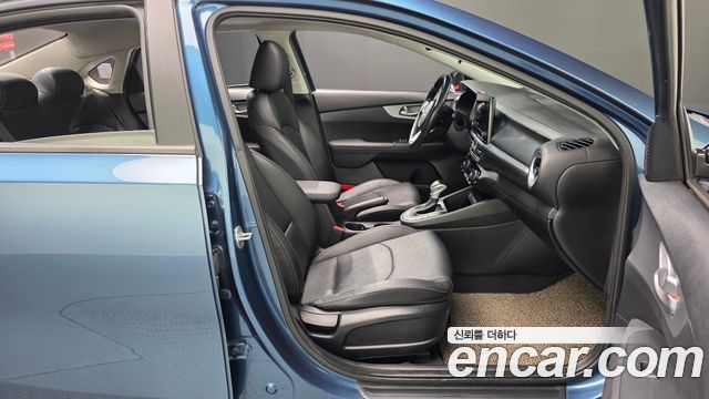 Kia K3 (II) 1.6 Prestige 2022 — фото 11
