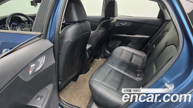 Kia K3 (II) 1.6 Prestige 2022 — фото 12