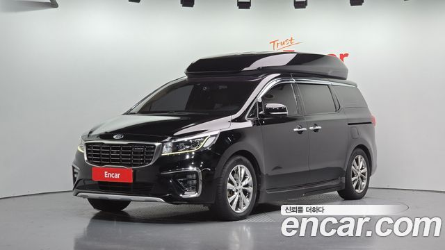 Kia Carnival 9-Seater Hi-Limousine Noblesse Special 2019 — фото 1
