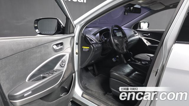 Hyundai Santa Fe (DM) Diesel(e-VGT) 2.0 2WD Premium 2013 — фото 10