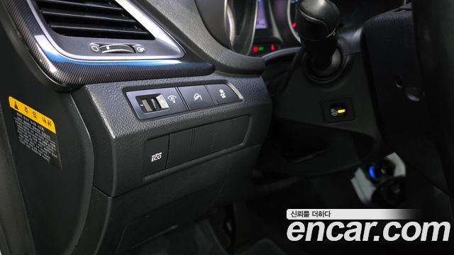Hyundai Santa Fe (DM) Diesel(e-VGT) 2.0 2WD Premium 2013 — фото 14