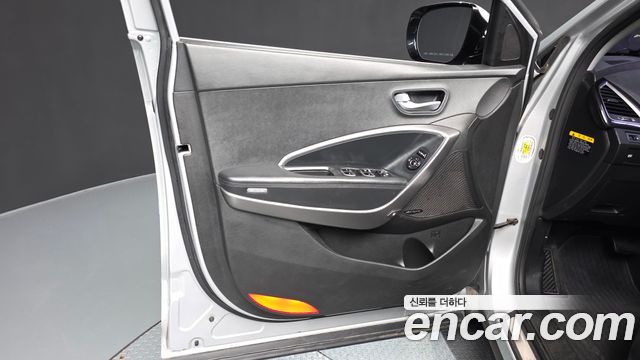 Hyundai Santa Fe (DM) Diesel(e-VGT) 2.0 2WD Premium 2013 — фото 24