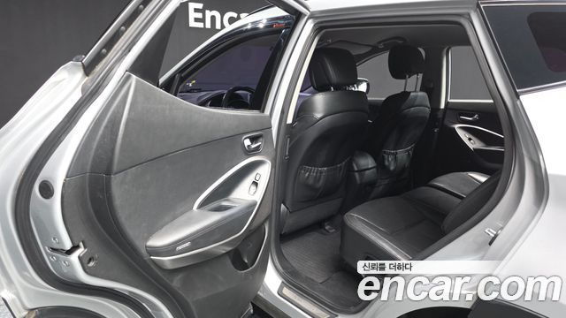 Hyundai Santa Fe (DM) Diesel(e-VGT) 2.0 2WD Premium 2013 — фото 26
