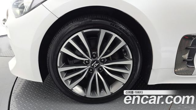 Kia Stinger 2.0 Turbo 2WD Prime 2018 — фото 5