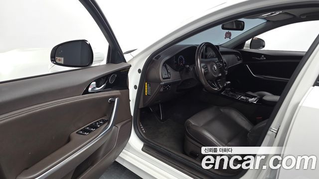 Kia Stinger 2.0 Turbo 2WD Prime 2018 — фото 10
