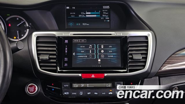 Honda Accord 2.4 9th 2017 — фото 14