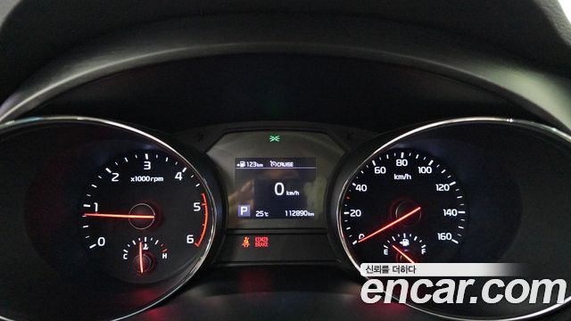 Kia Carnival 11-Seater Deluxe 2019 — фото 8
