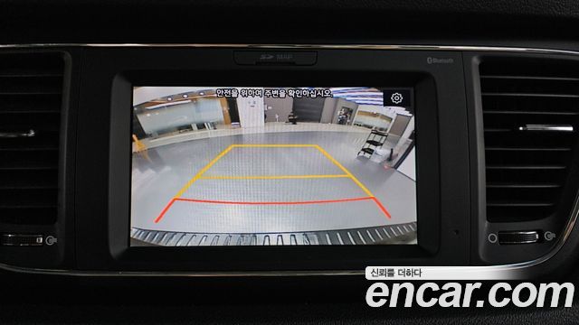 Kia Carnival 11-Seater Deluxe 2019 — фото 15
