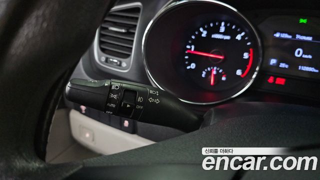 Kia Carnival 11-Seater Deluxe 2019 — фото 18