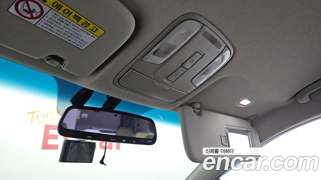 Kia Carnival 11-Seater Deluxe 2019 — фото 19
