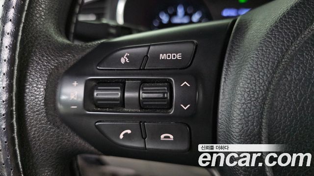 Kia Carnival 11-Seater Deluxe 2019 — фото 28