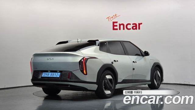 Kia EV4 Long Range 2WD Air 2027 — фото 2