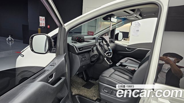 Hyundai Staria Cargo 5-Seater Modern 2023 — фото 10