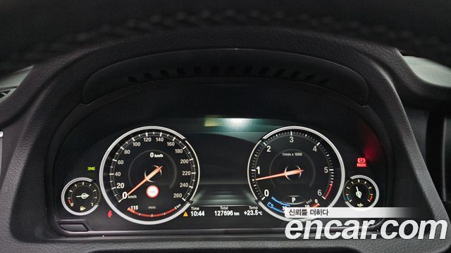 BMW 5 Series GT (F07) GT 30d xDrive 2014 — фото 8