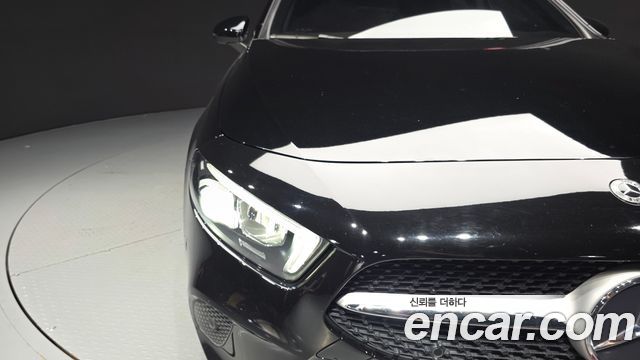 Mercedes-Benz A-Class (W177) A220 Sedan 2021 — фото 22