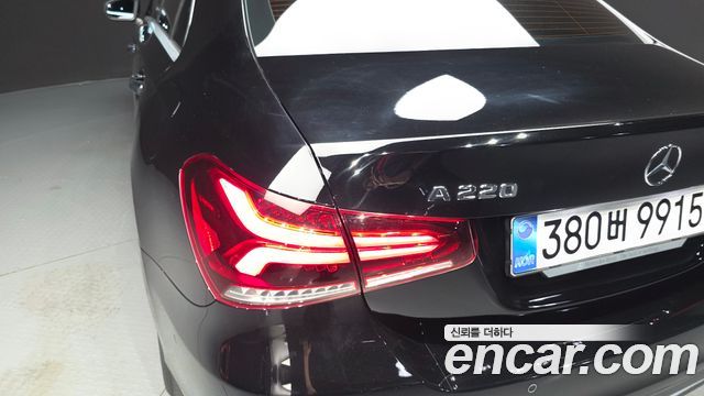 Mercedes-Benz A-Class (W177) A220 Sedan 2021 — фото 23
