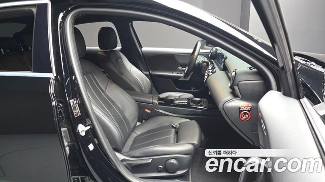 Mercedes-Benz A-Class (W177) A220 Sedan 2021 — фото 26