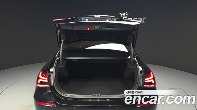 Mercedes-Benz A-Class (W177) A220 Sedan 2021 — фото 29
