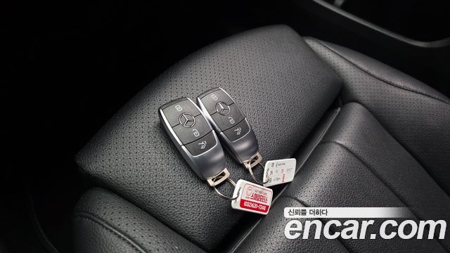 Mercedes-Benz A-Class (W177) A220 Sedan 2021 — фото 30